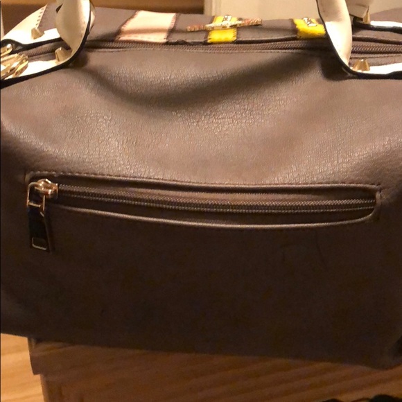 Purse - Picture 3 of 4